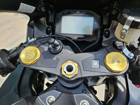 2017 Suzuki GSX-R1000