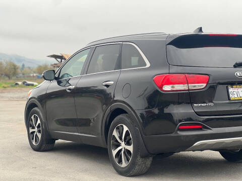 2016 Kia Sorento EX V6