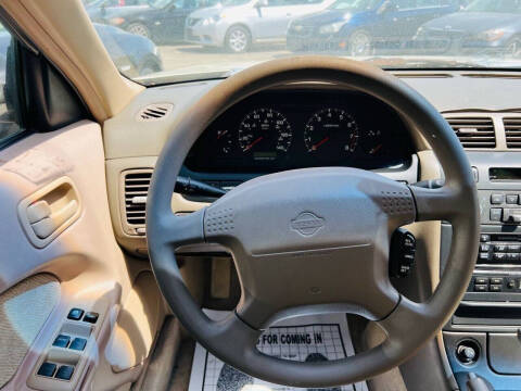 1998 Nissan Maxima SE