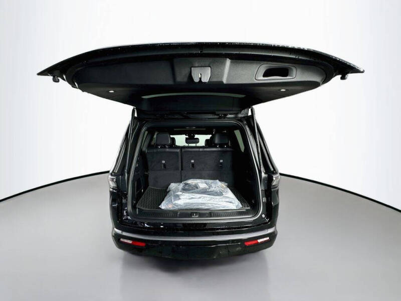 2026 Jeep Grand Wagoneer Upland