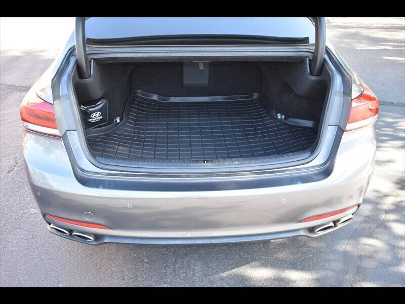 2015 Hyundai Genesis 5.0L