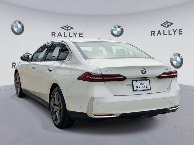 2025 BMW i5 xDrive40