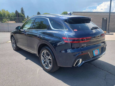 2022 Genesis GV70 2.5T Standard
