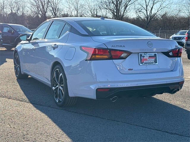 2025 Nissan Altima 2.5 SR