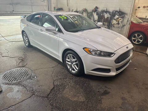 2013 Ford Fusion SE