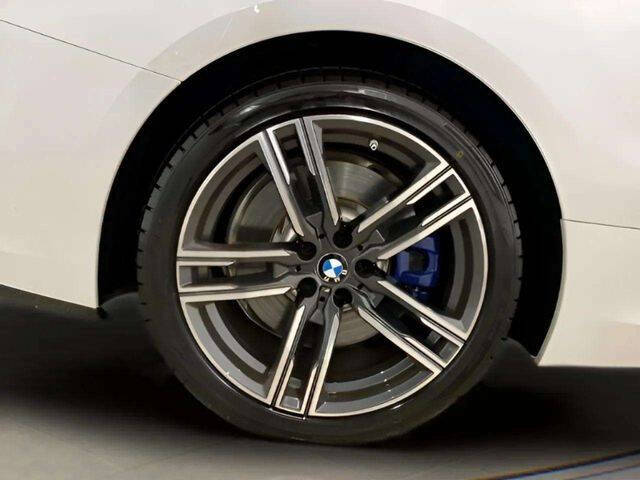 2025 BMW 8 Series 840i xDrive