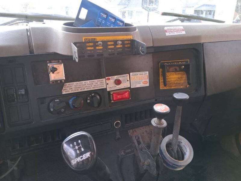 2002 International 4700