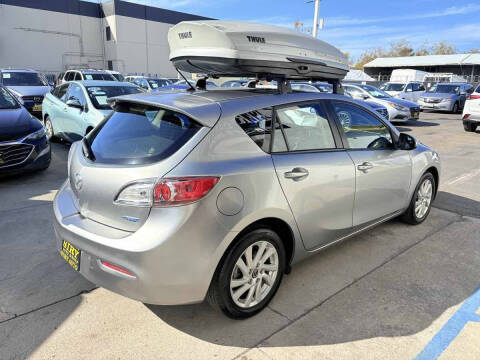 2013 Mazda MAZDA3 i Touring