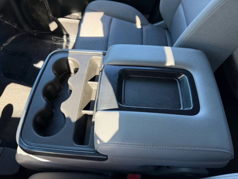 2019 Chevrolet Silverado 1500 LD Custom