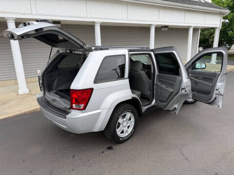 2006 Jeep Grand Cherokee Laredo