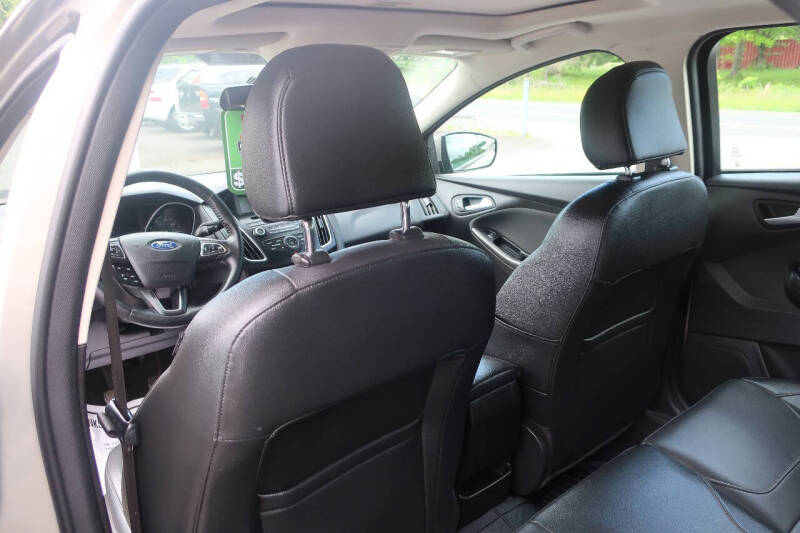 2015 Ford Focus SE