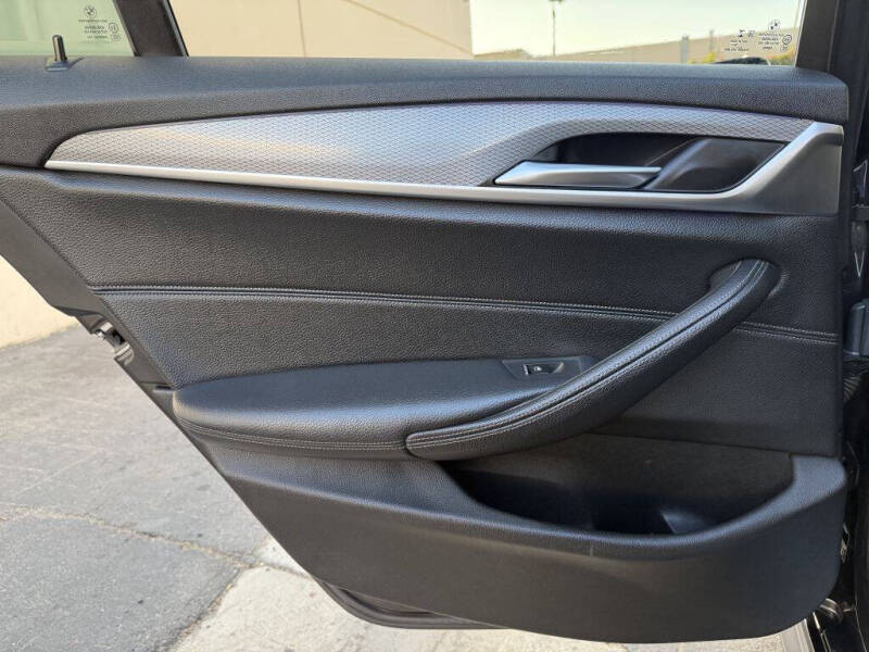 2019 BMW 5 Series 540i