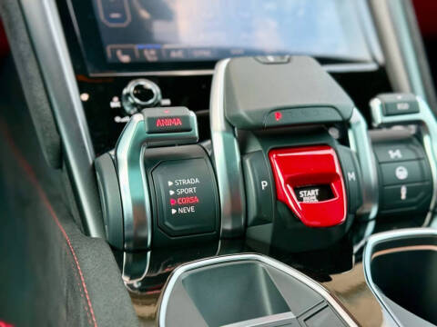 2024 Lamborghini Urus S