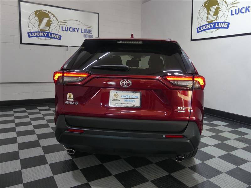 2021 Toyota RAV4 XLE