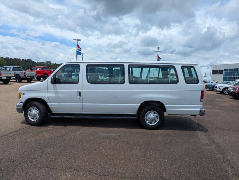 2001 Ford E-Series