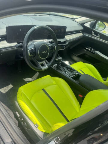 2025 Kia K5 EX