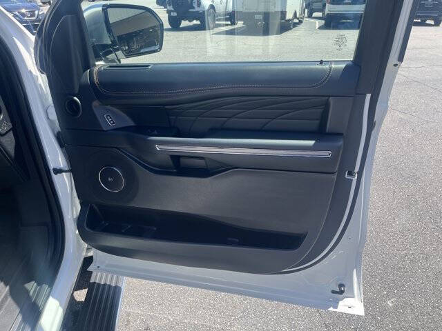 2023 Ford Expedition MAX Platinum