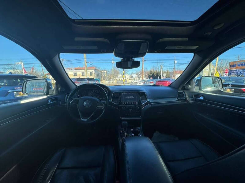 2019 Jeep Grand Cherokee Overland