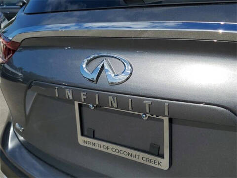 2025 Infiniti QX50 Luxe