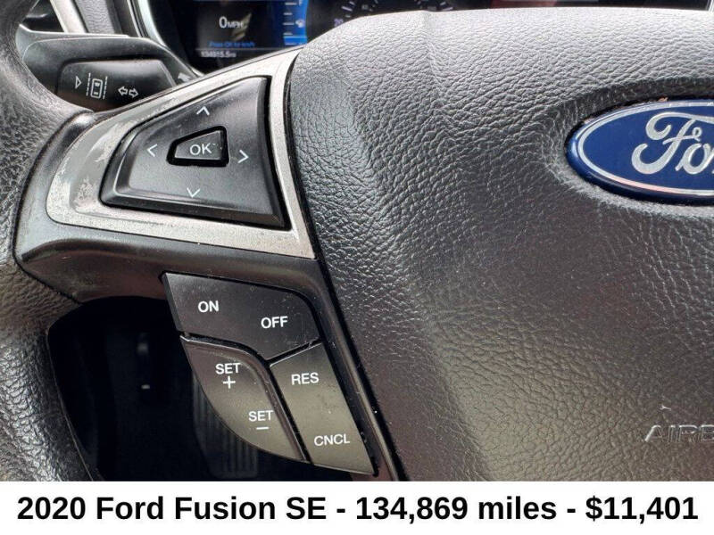2020 Ford Fusion SE