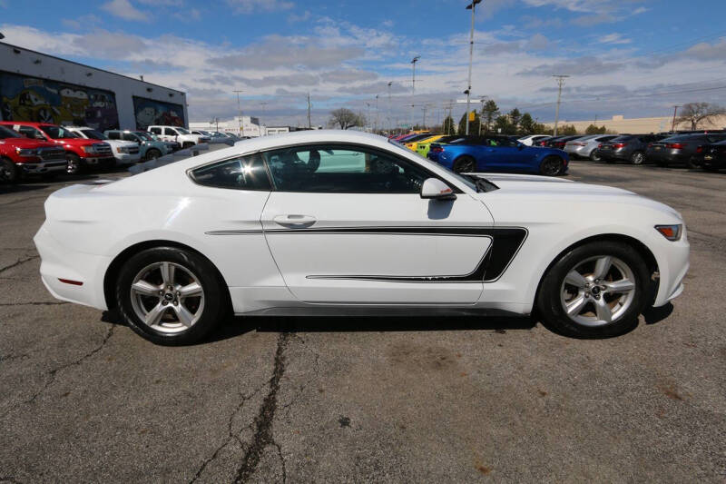 2016 Ford Mustang V6