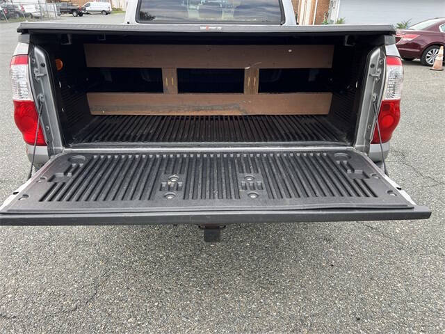 2004 Toyota Tundra SR5