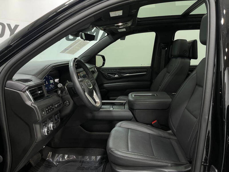 2023 GMC Yukon XL Denali