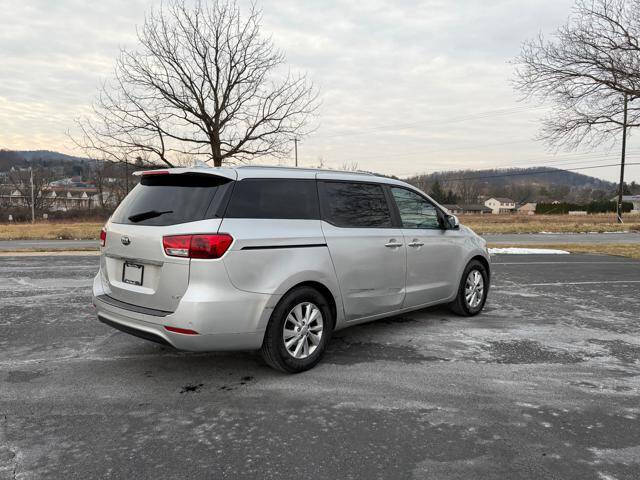 2016 Kia Sedona LX
