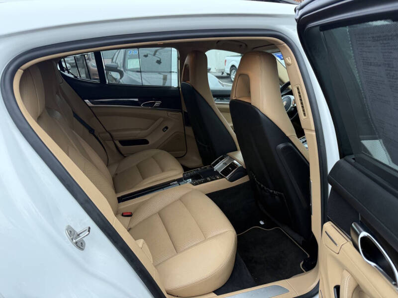 2013 Porsche Panamera