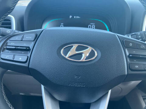 2025 Hyundai Venue SEL