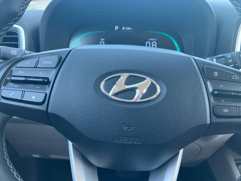 2025 Hyundai Venue SEL