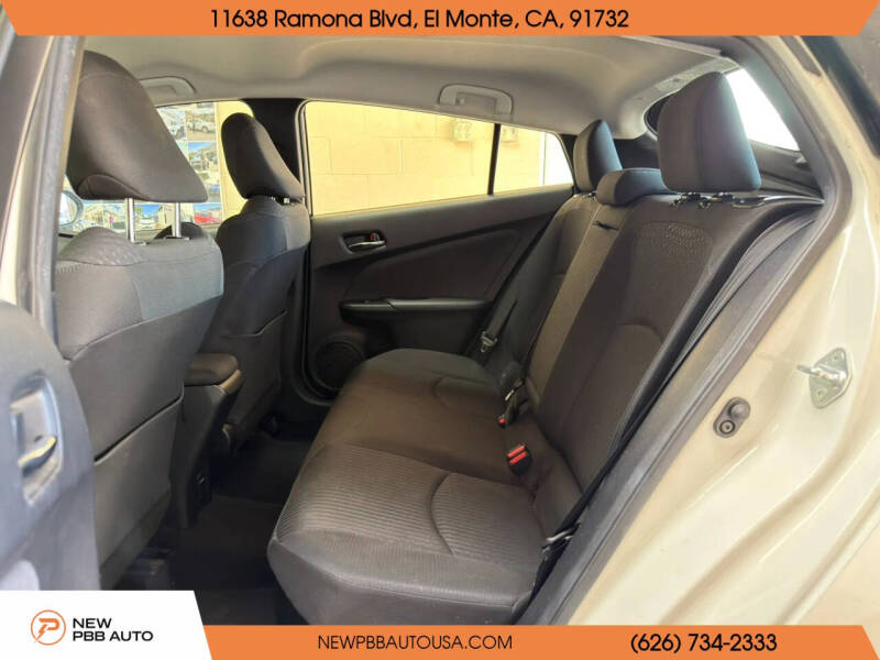 2016 Toyota Prius Two