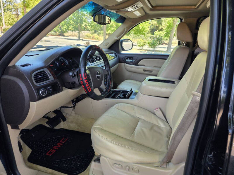 2008 GMC Yukon Denali