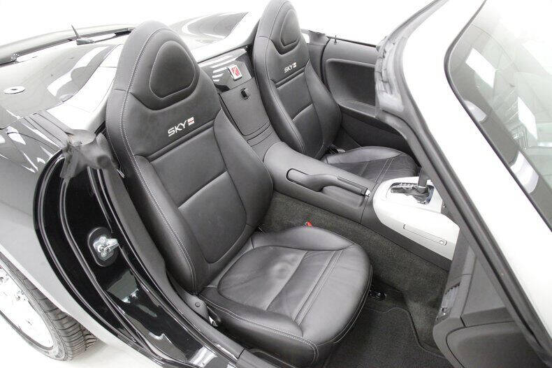 2007 Saturn SKY Red Line