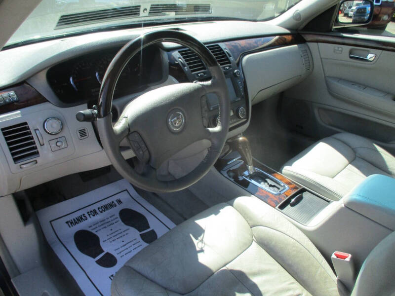 2011 Cadillac DTS Premium Collection