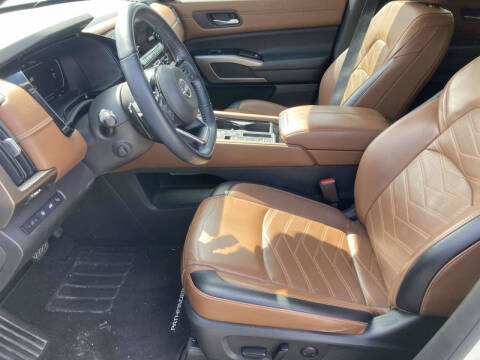 2022 Nissan Pathfinder Platinum