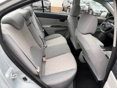 2010 Hyundai Accent GLS