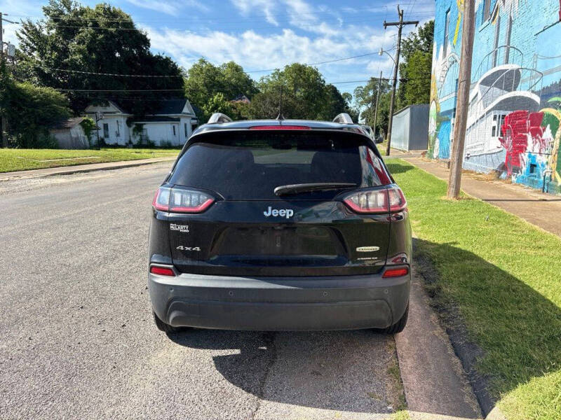 2019 Jeep Cherokee Latitude Plus