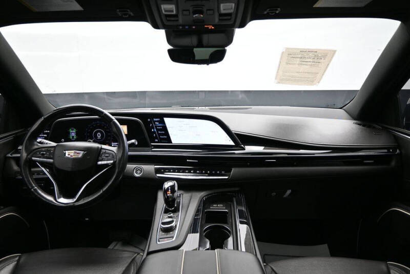 2023 Cadillac Escalade ESV Sport