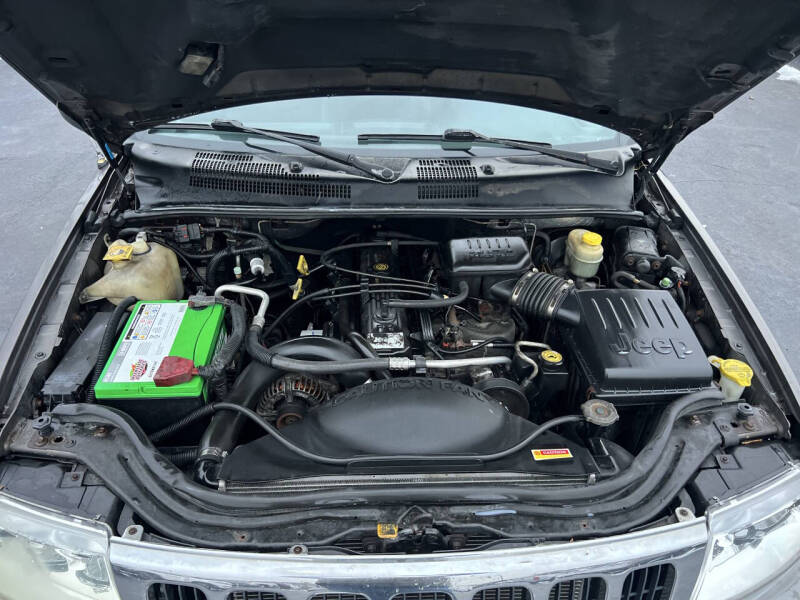 2000 Jeep Grand Cherokee Laredo