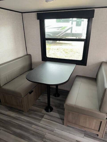 2024 Starcraft RV Autumn Ridge