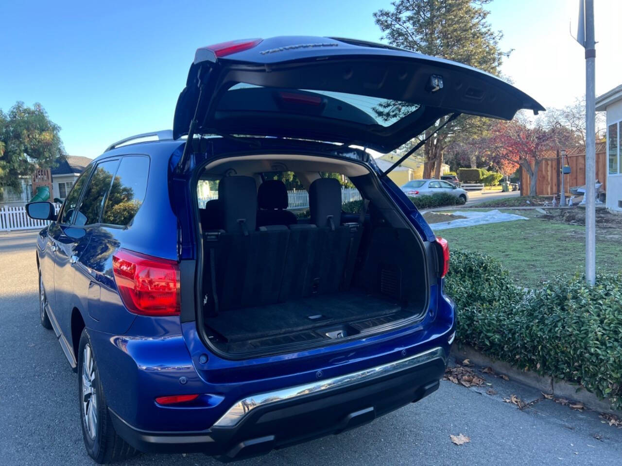 2020 Nissan Pathfinder for sale at Sorrento Auto Sales Inc in Hayward, CA