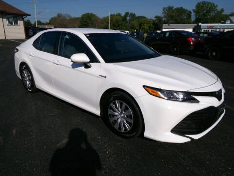 2018 Toyota Camry Hybrid LE