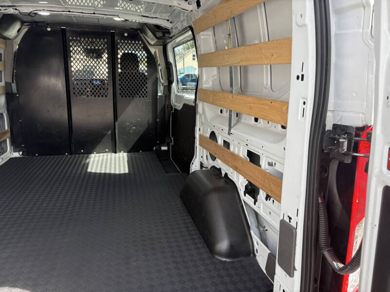 2024 Ford Transit 250