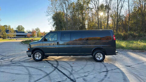 2017 Chevrolet Express LT 3500