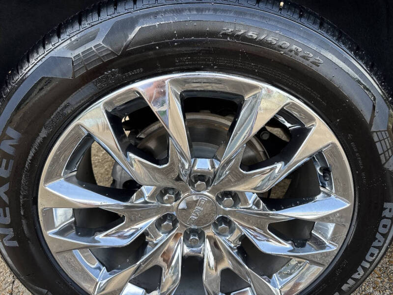 2022 GMC Yukon XL SLT