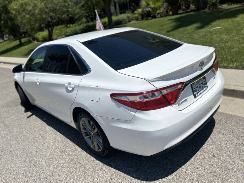2016 Toyota Camry LE