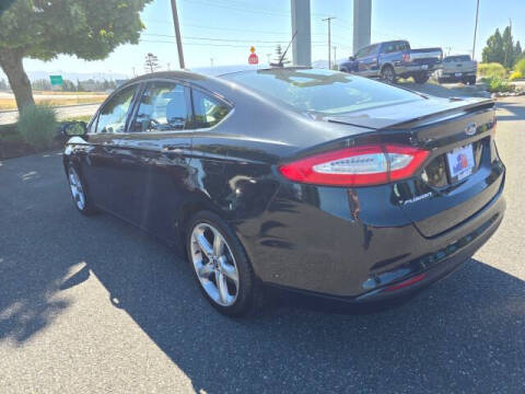 2015 Ford Fusion SE