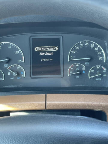 2022 Freightliner Cascadia