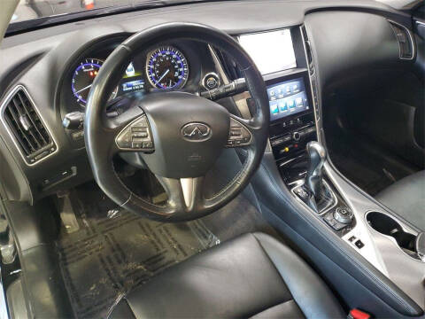 2017 Infiniti Q50 3.0T Signature Edition